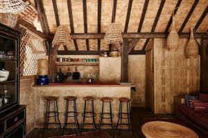 gili meno private house